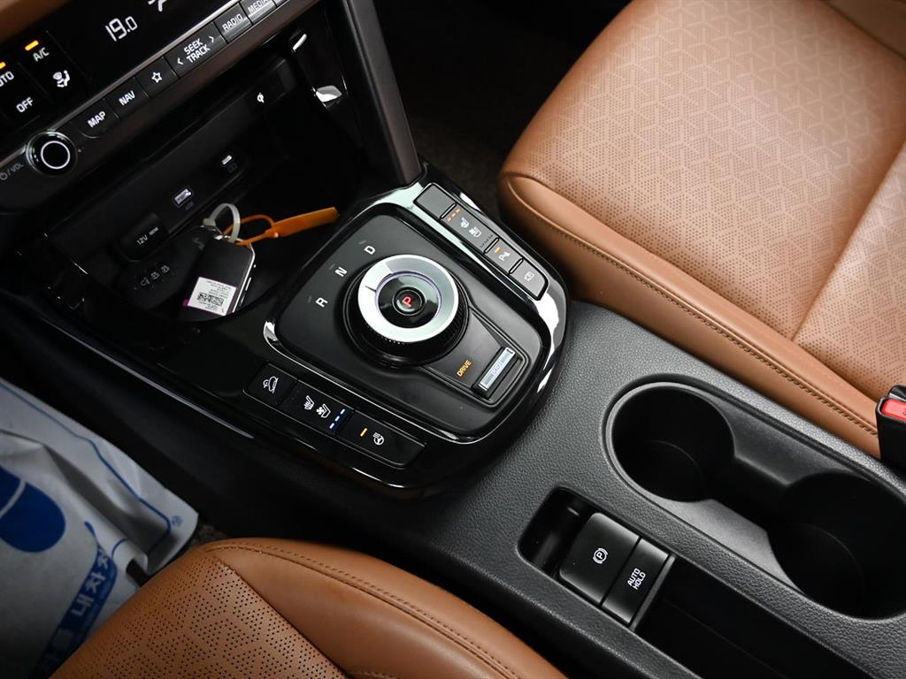 KIA Seltos - Vista 9