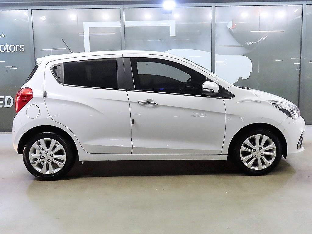 Chevrolet Spark - Vista 3