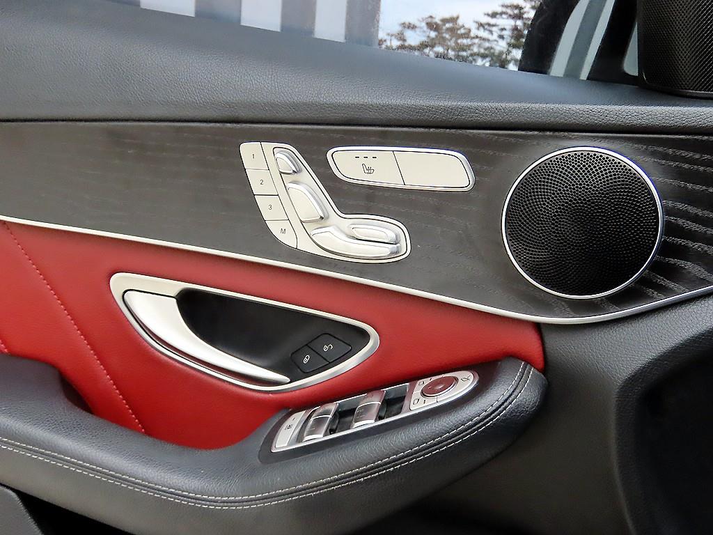Mercedes Benz C Class - Vista 11