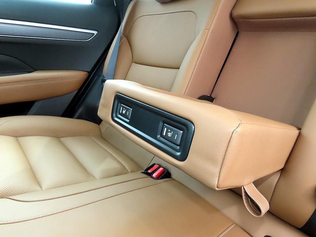 SAMSUNG QM6 2021 Blanco - Importación desde Corea - HF Imports Iquique - Foto 15