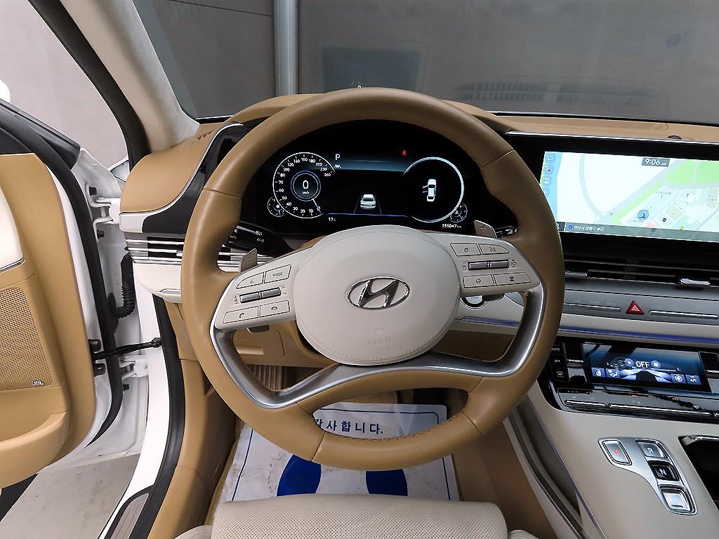 HYUNDAI Grandeur - Vista 9