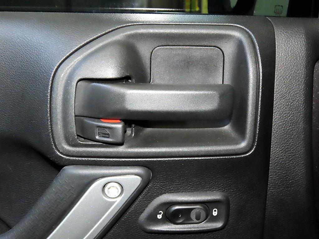 Jeep Wrangler 2017 Gris - Importación desde Corea - HF Imports Iquique - Foto 13