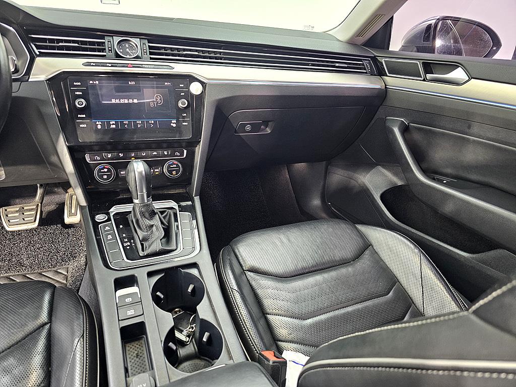 Volkswagen Arteon - Vista 10