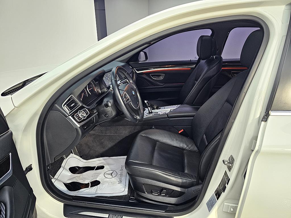 BMW 5 Series - Vista 8
