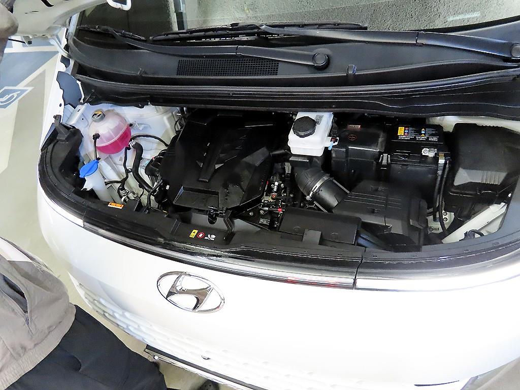 HYUNDAI Staria 2024 Blanco - Importación desde Corea - HF Imports Iquique - Foto 19