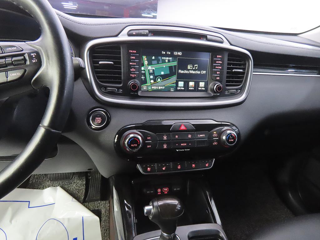 KIA Sorento - Vista 10