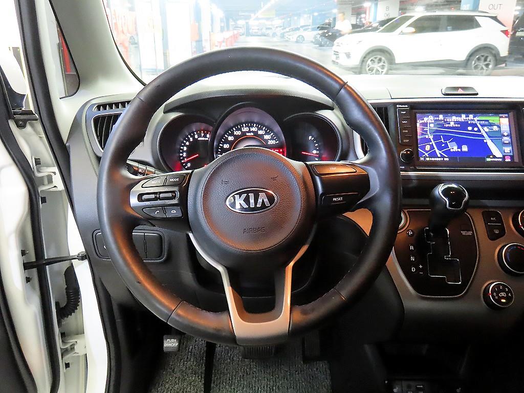 KIA Ray - Vista 8