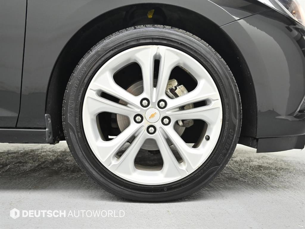 Chevrolet Cruise - Vista 5