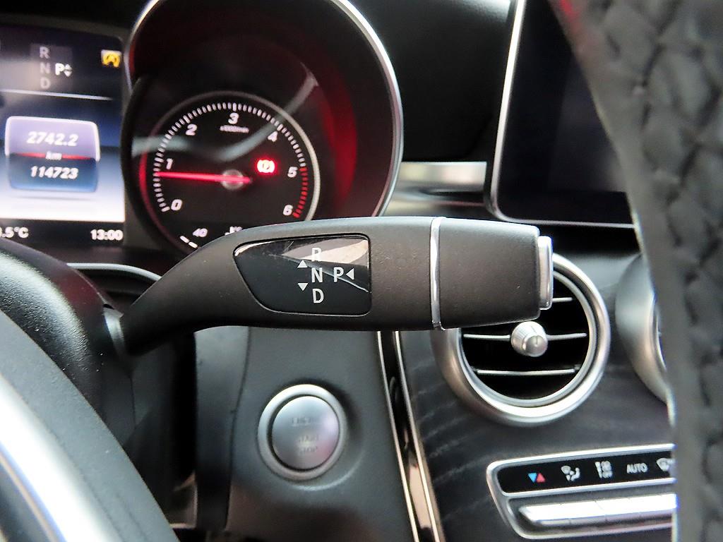 Mercedes Benz C Class - Vista 10