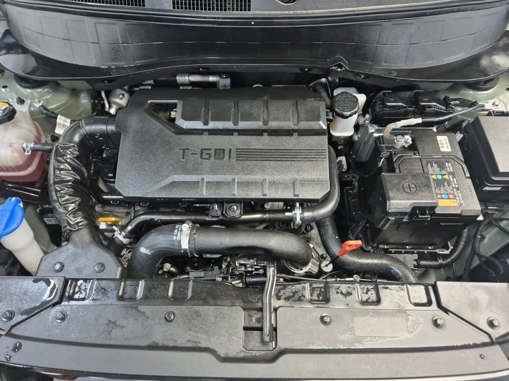 HYUNDAI Casper - Vista 5