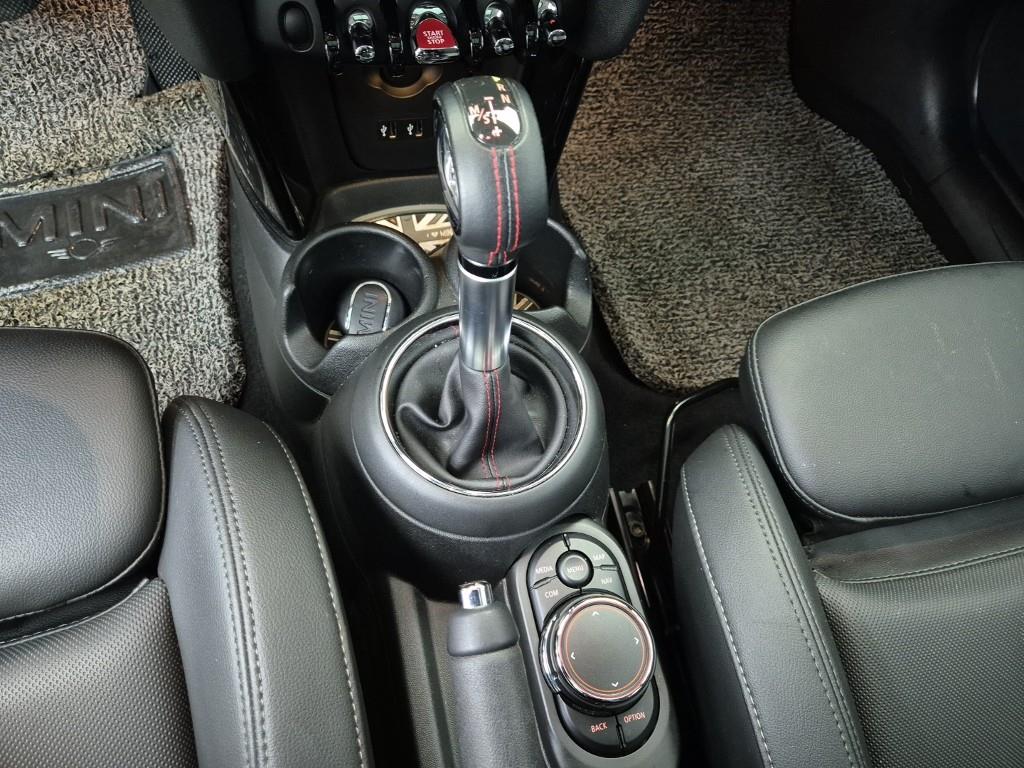 Mini Cooper - Vista 8