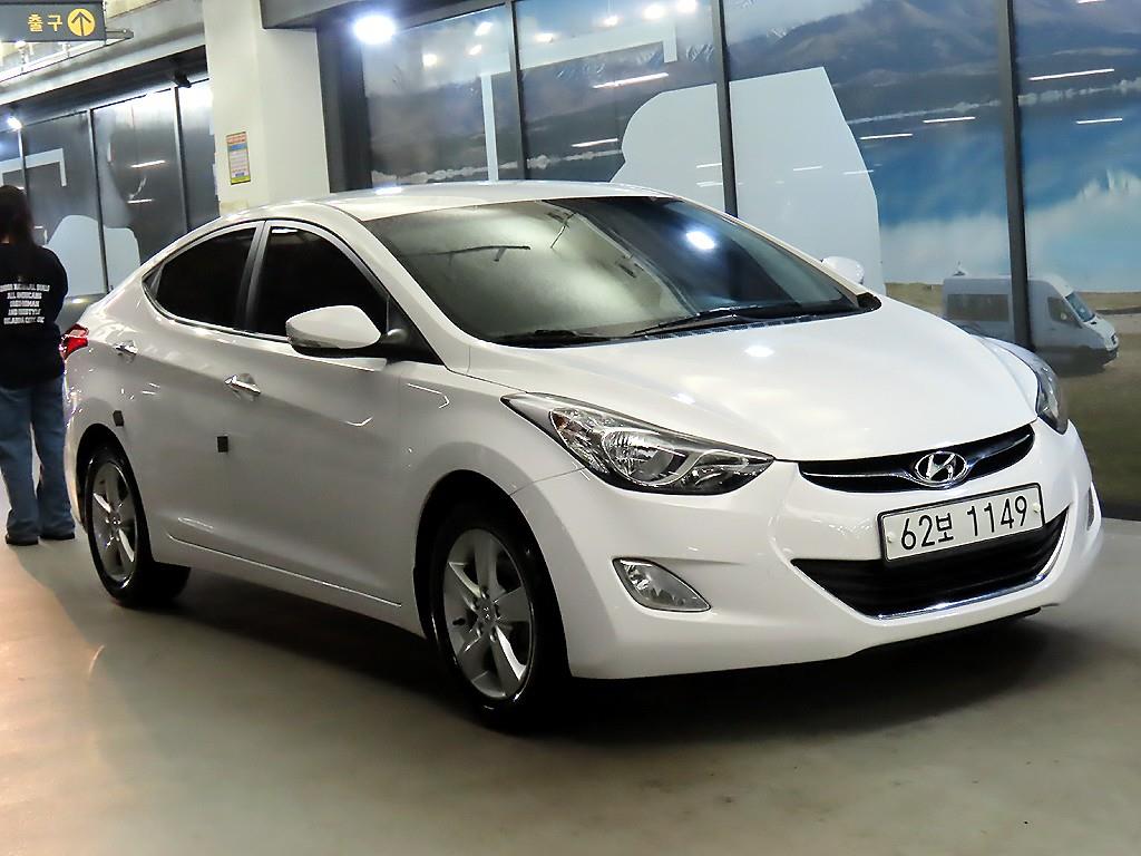 HYUNDAI Avante 2012 Blanco - Importación desde Corea - HF Imports Iquique - Foto 1