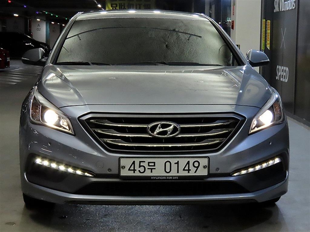 HYUNDAI Sonata - Vista 2