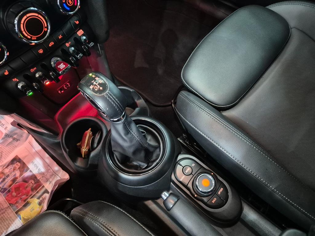 Mini Cooper - Vista 11