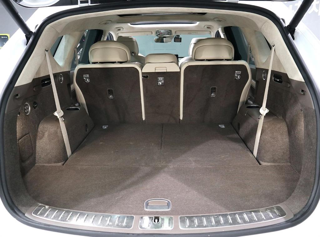 Genesis GV80 2023 Blanco - Importación desde Corea - HF Imports Iquique - Foto 16