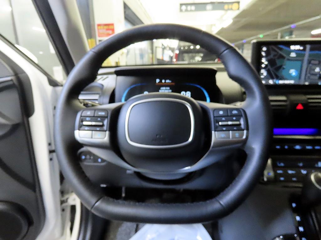 HYUNDAI Casper - Vista 8