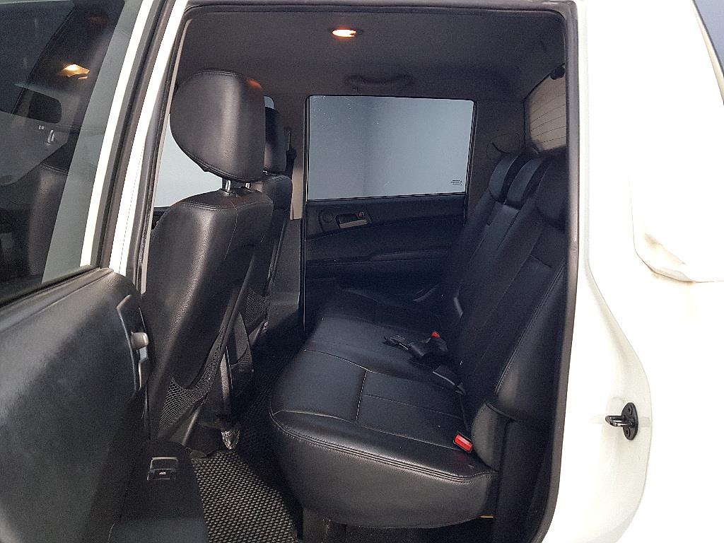 Ssangyong Korando - Vista 9