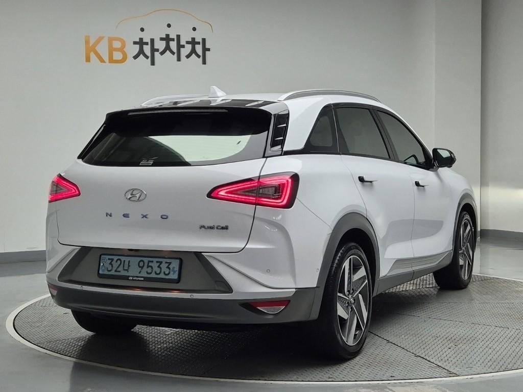 HYUNDAI Nexo - Vista 3