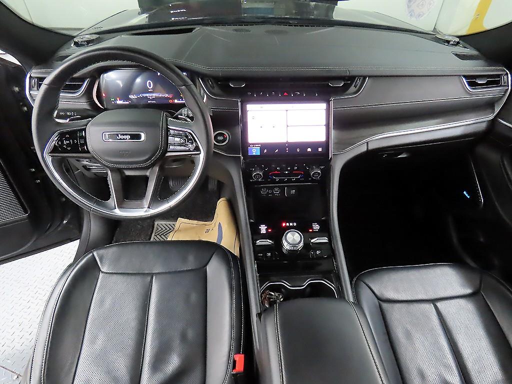 Jeep Cherokee - Vista 7