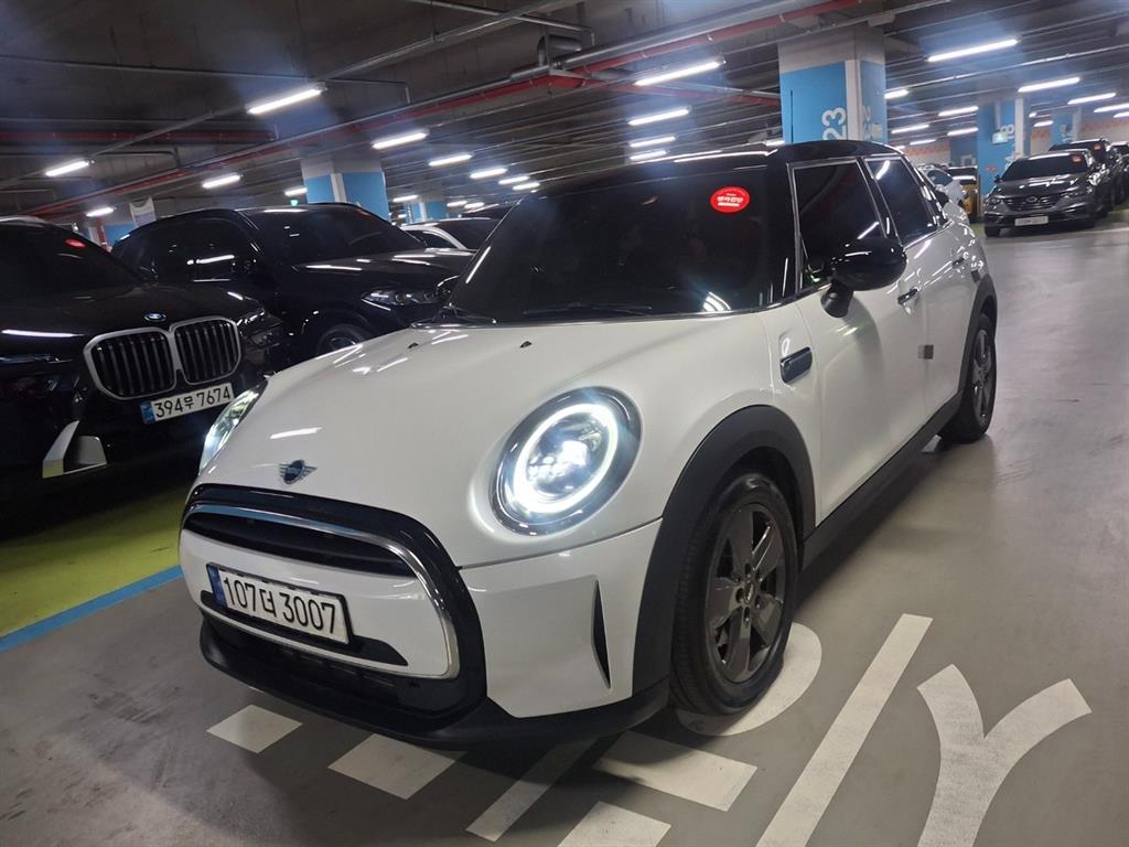 Mini Cooper 2023 Blanco - Importación desde Corea - HF Imports Iquique - Foto 1