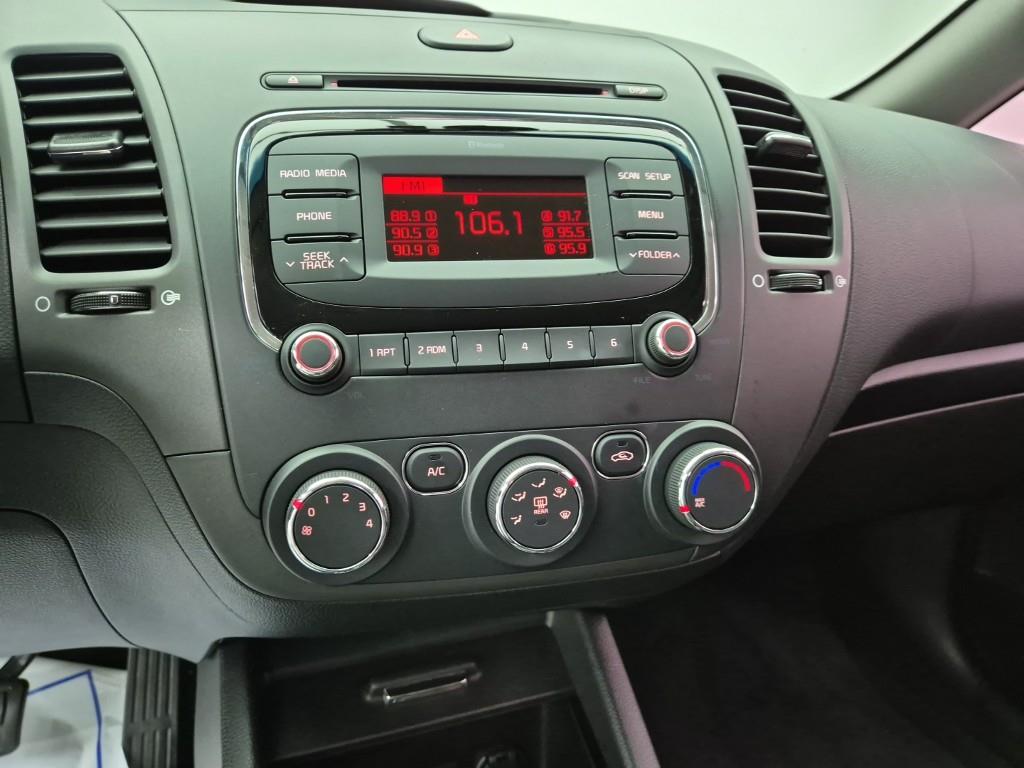 KIA K3 - Vista 10