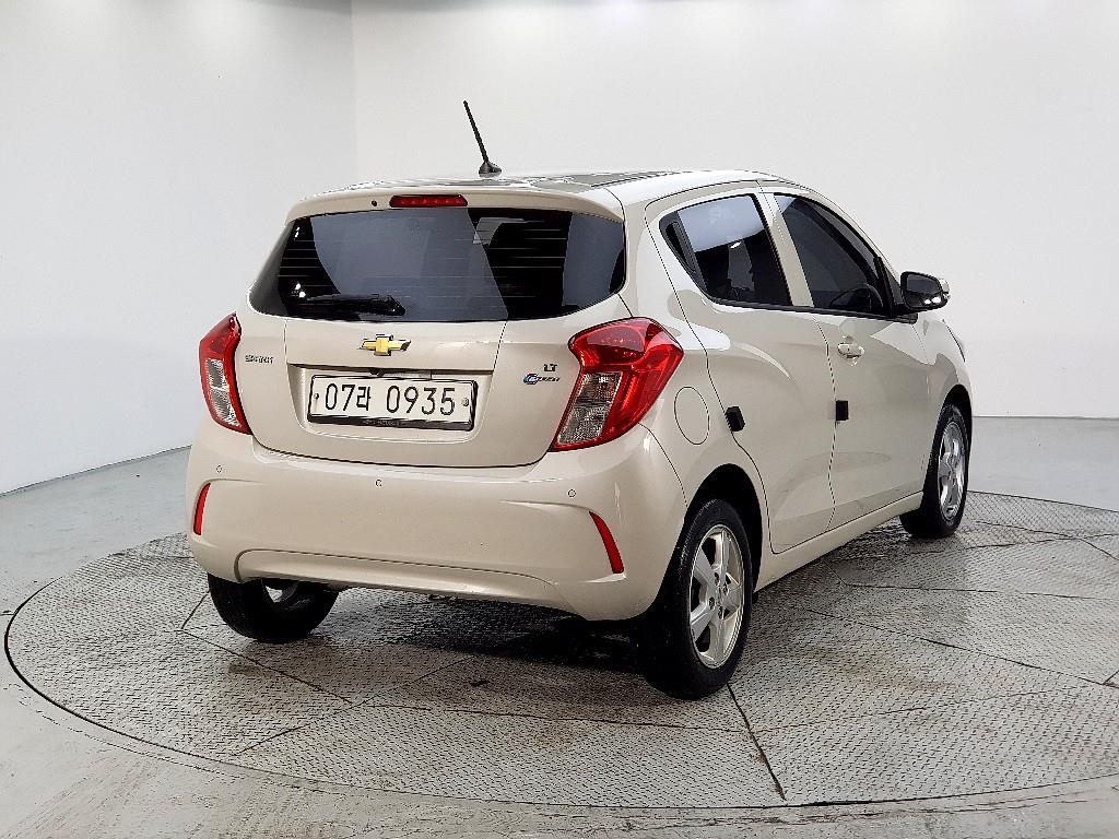 Chevrolet Spark - Vista 4