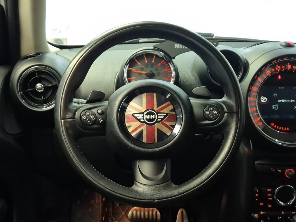 Mini Countryman - Vista 9