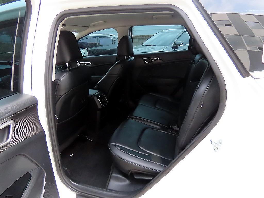 KIA Sportage - Vista 6