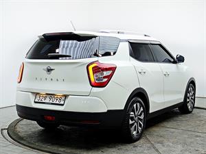 Ssangyong Tivoli - Vista 8