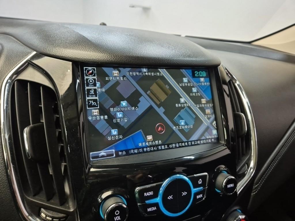 Chevrolet Cruise 2017 Negro - Importación desde Corea - HF Imports Iquique - Foto 13