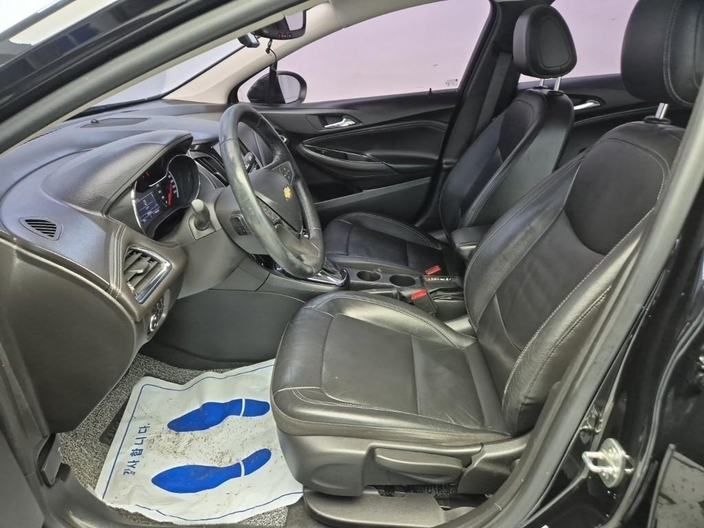 Chevrolet Cruise - Vista 11