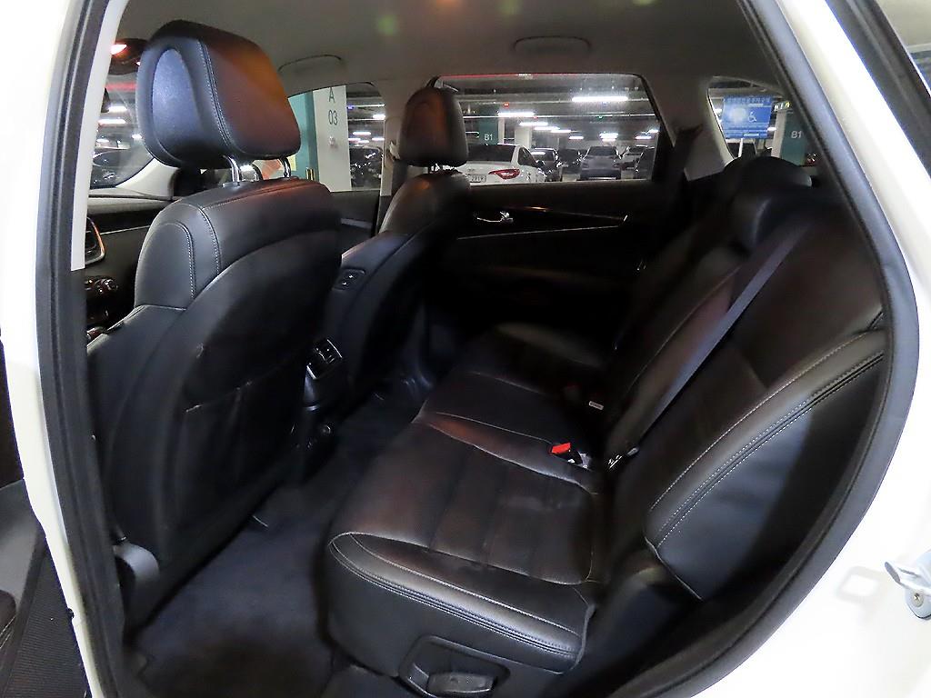 KIA Sorento - Vista 7