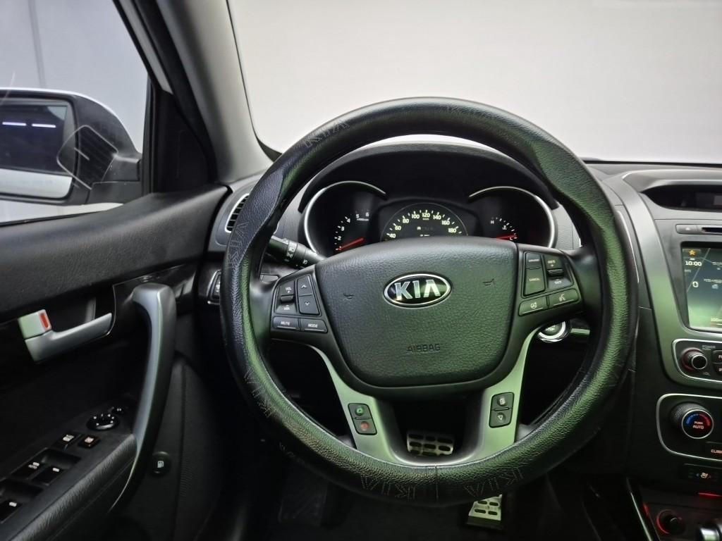 KIA Sorento - Vista 9