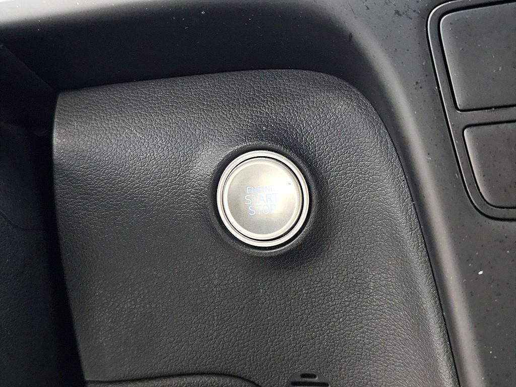 HYUNDAI Staria - Vista 12