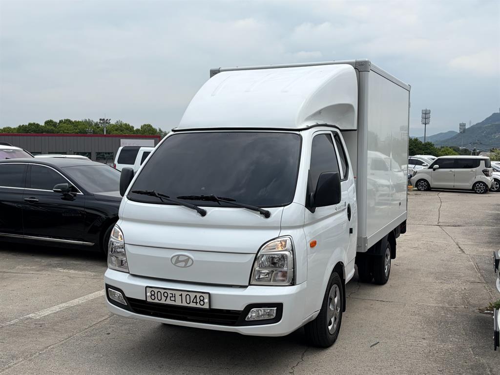 Small Truck Normal Box(High Deck) 2025 Blanco - Importación desde Corea - HF Imports Iquique - Foto 1