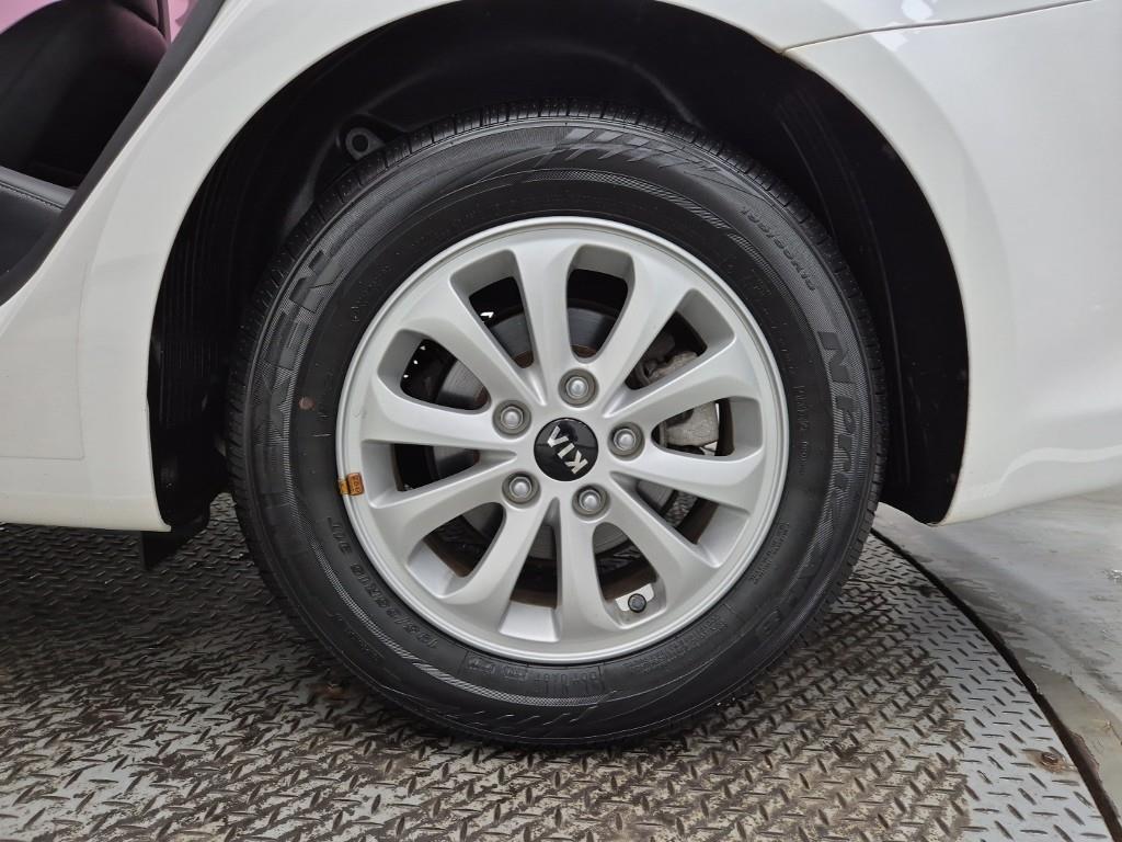 KIA K3 2018 Blanco - Importación desde Corea - HF Imports Iquique - Foto 20