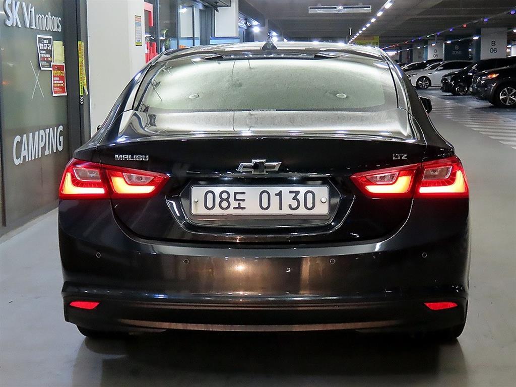 Chevrolet Malibu - Vista 5