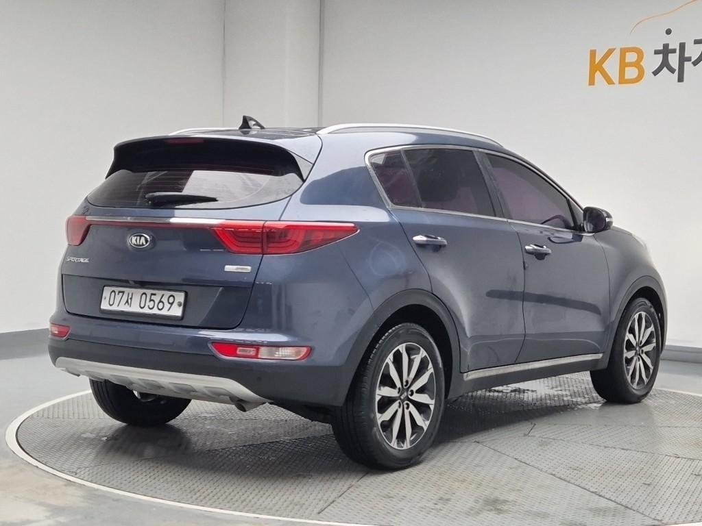 KIA Sportage - Vista 3