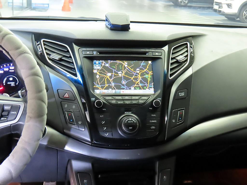 HYUNDAI i40 - Vista 11
