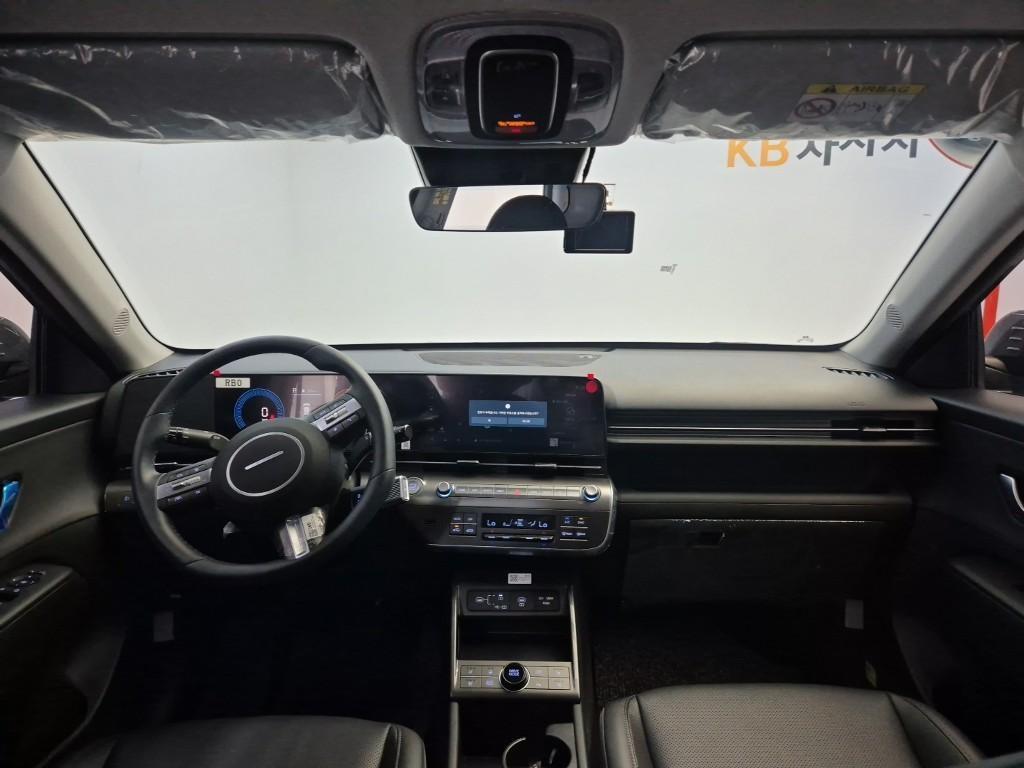 HYUNDAI Kona - Vista 7