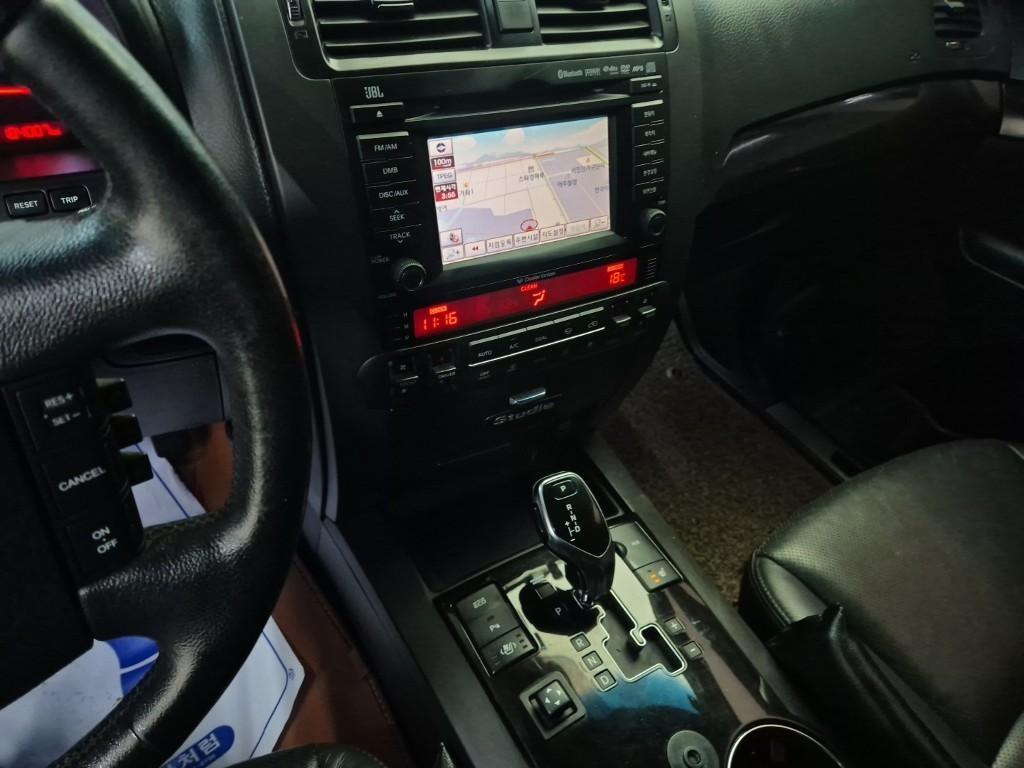 KIA Mohave - Vista 10