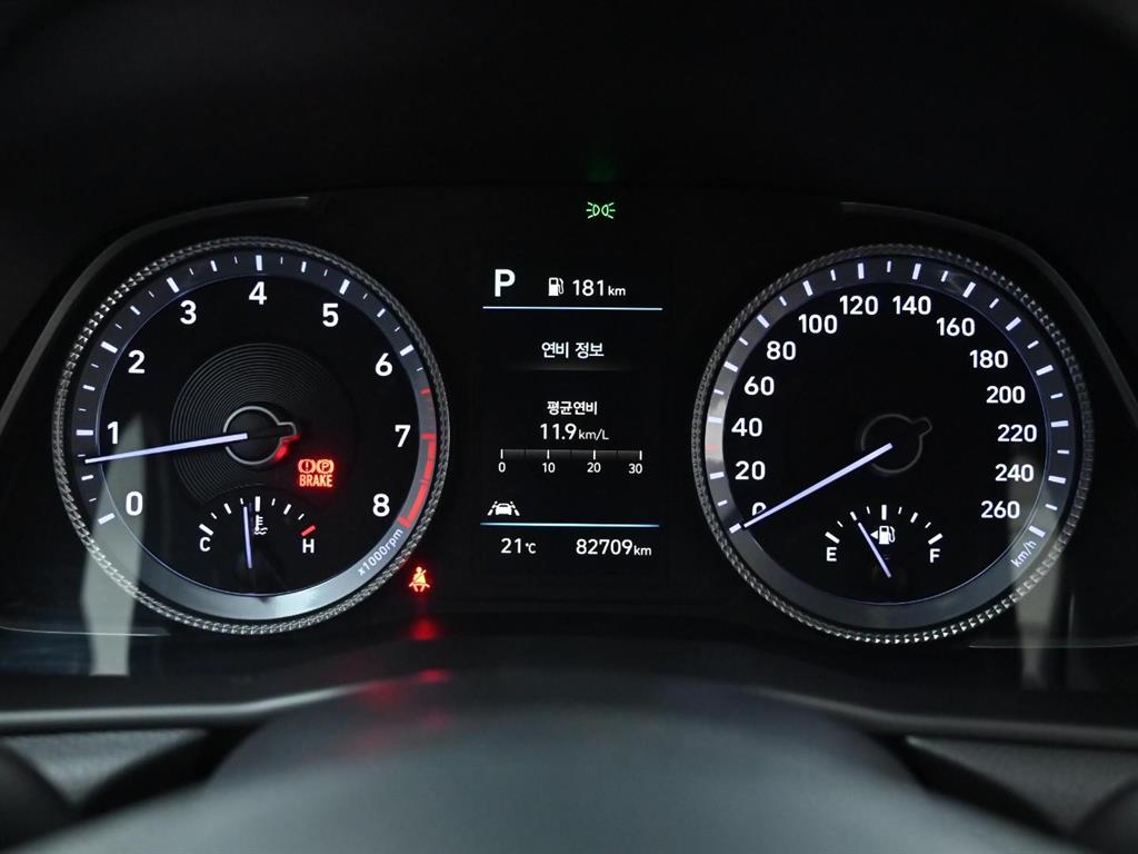 HYUNDAI Sonata - Vista 11