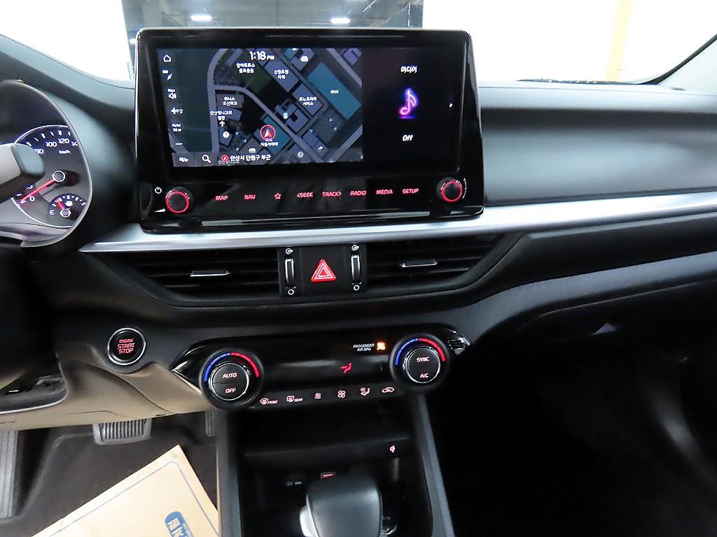 KIA K3 2022 the color of pearl - Importación desde Corea - HF Imports Iquique - Foto 13