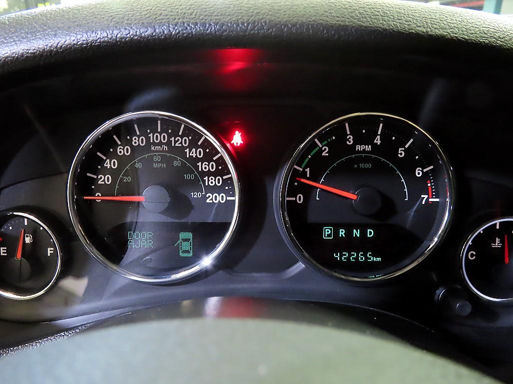 Jeep Wrangler - Vista 9