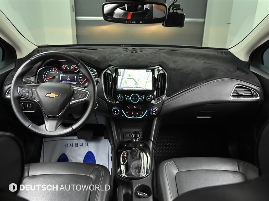 Chevrolet Cruise - Vista 7
