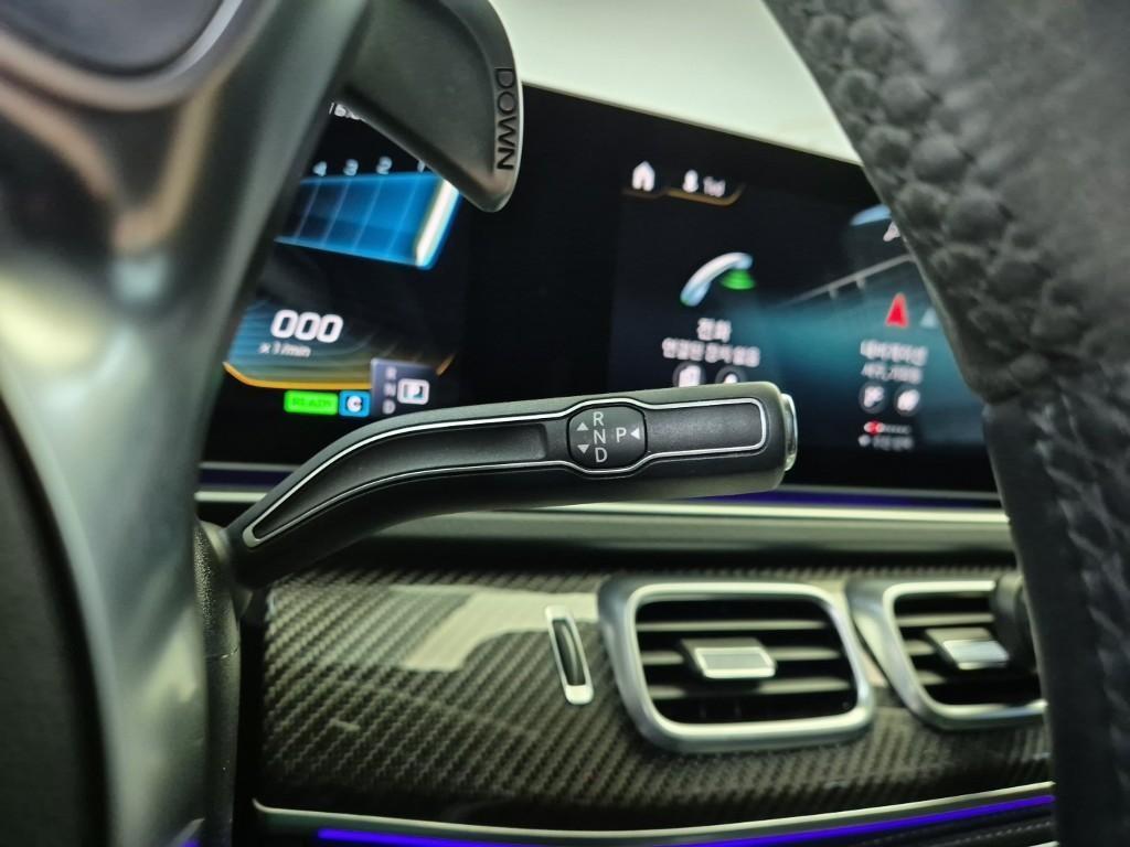 Mercedes Benz GLE Class - Vista 8