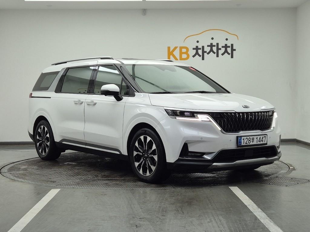 KIA Carnival - Vista 2
