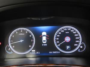 HYUNDAI Equus - Vista 12