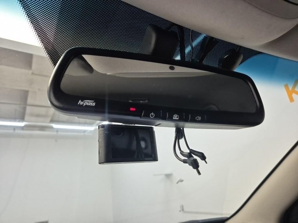 Ssangyong Tivoli 2017 Azul - Importación desde Corea - HF Imports Iquique - Foto 16