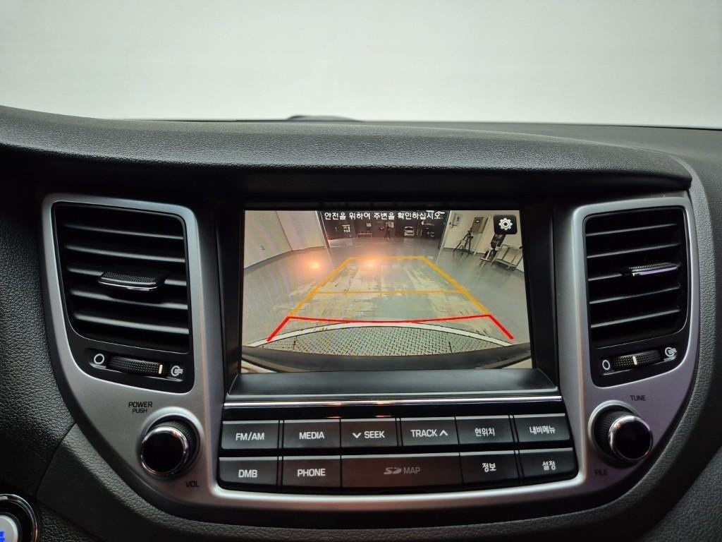 HYUNDAI Tucson 2017 Gris - Importación desde Corea - HF Imports Iquique - Foto 13